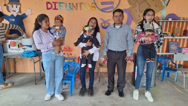 CONMEMORACIÓN DEL DÍA DE LOS DIFUNTOS CON “CRECIENDO CON NUESTROS HIJOS”
